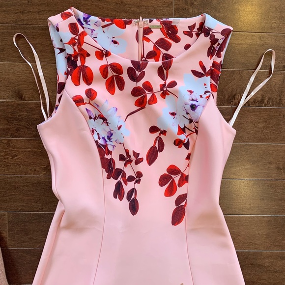 Pink floral great material dress size:4 - Picture 3 of 11